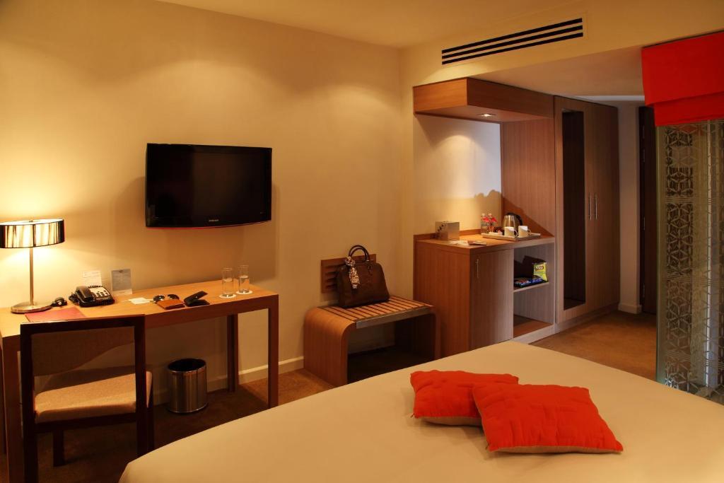 Mercure Hanoi La Gare Hotel Zewnętrze zdjęcie